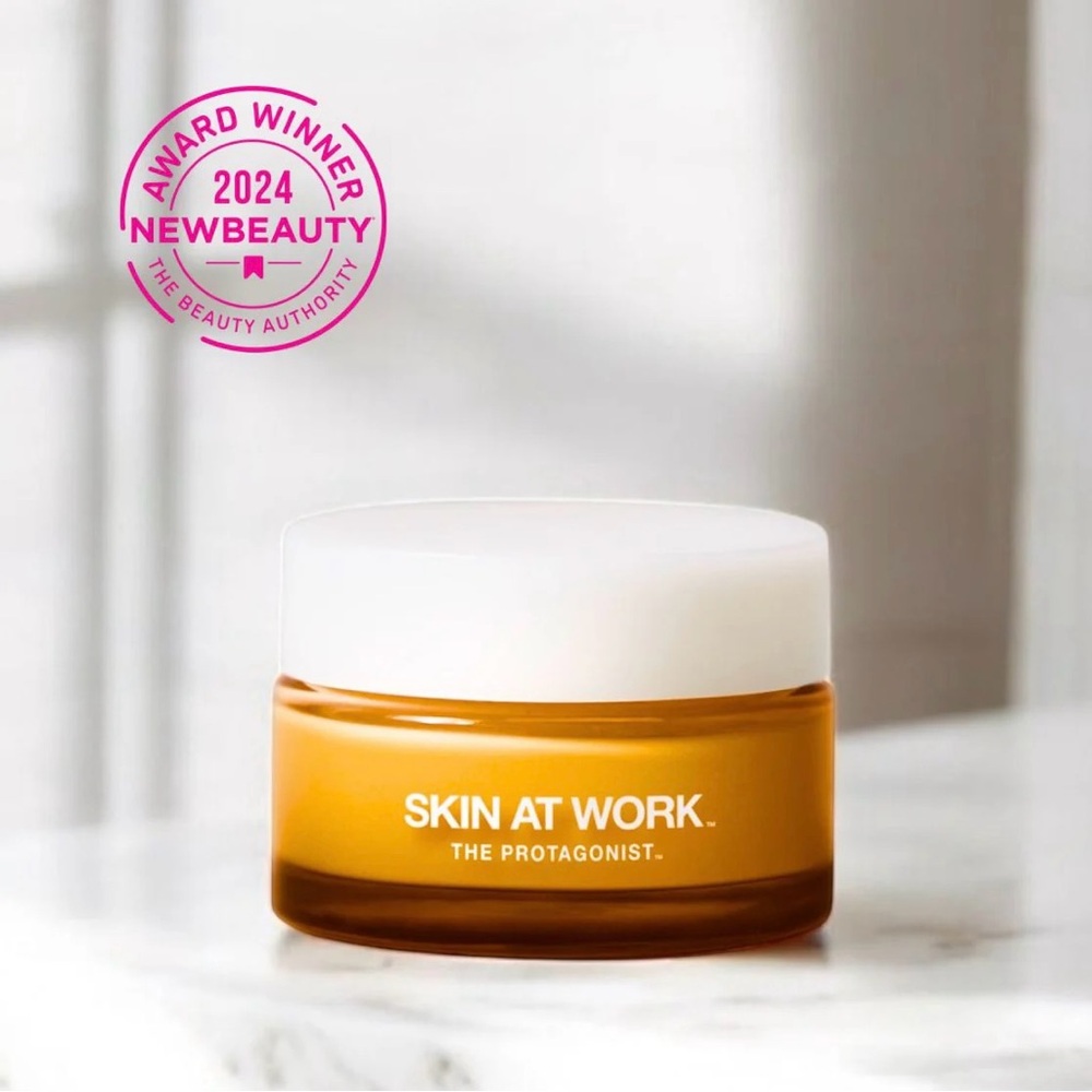 Skin at work THE PROTAGONIST All-In-One Hero Brightening Serumoisturizer